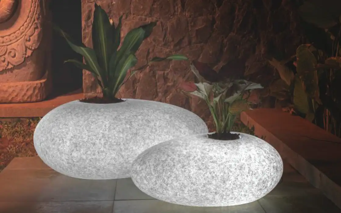 Tokyo Short Illuminated Round Planter front